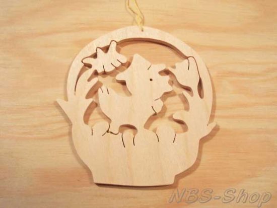 Holzbild zum Anhängen - Korb mit Küken