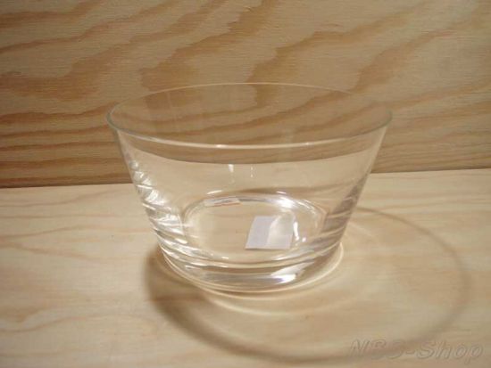 Glasschale von der Seite